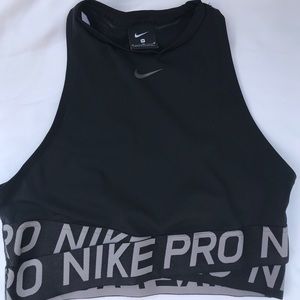 Nike Pro Cropped Tank